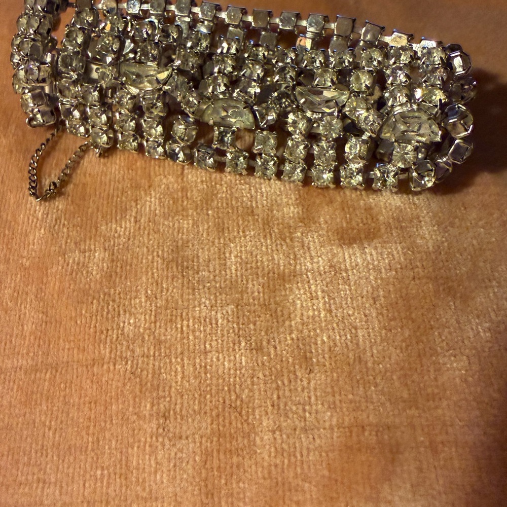 Elegant vintage Silver rhinestone statement Bracelet, wedding